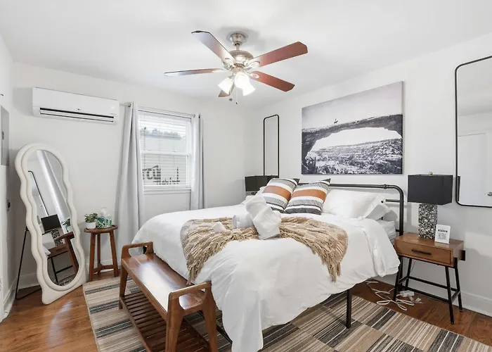 Apartment Stylish In Worth - Comfort Convenience And Free Parking *