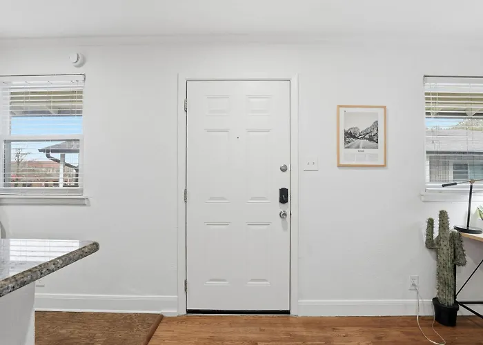 Stylish In Worth - Comfort Convenience And Free Parking * Fort Worth
